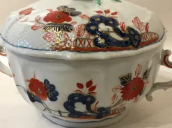 New Pamono Porcelain Tureen with Red and Blue Decor by Richard Ginori, Italy, 19th Century
