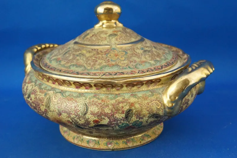 Online Pamono Porcelain Tureen with Relief Enamels by Satsuma, 1920s