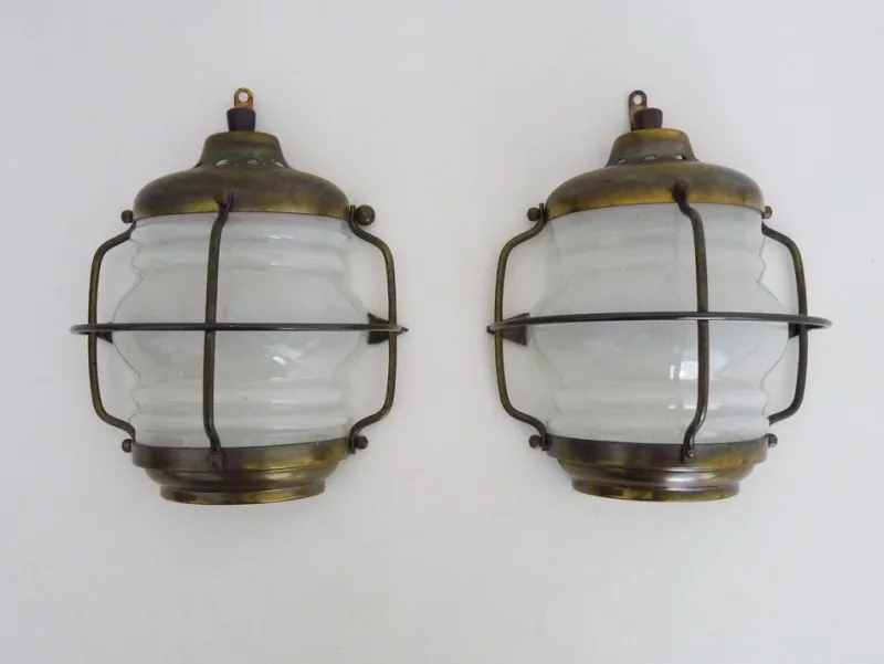 Outlet Pamono Porthole-Style Wall Lights in Brass and Glass, 1960s, Set of 2