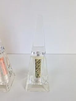Pamono Postmodern Acrylic Salt & Pepper Mill by Wayne Husted for Blenko Grainware Co. Pyramid, 1980s, Set of 2><noscript><img width=