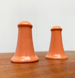 Pamono Postmodern Ceramic Salt and Pepper Shakers by Gallo Design for Villeroy & Boch, Set of 2> Salt & Pepper Shakers