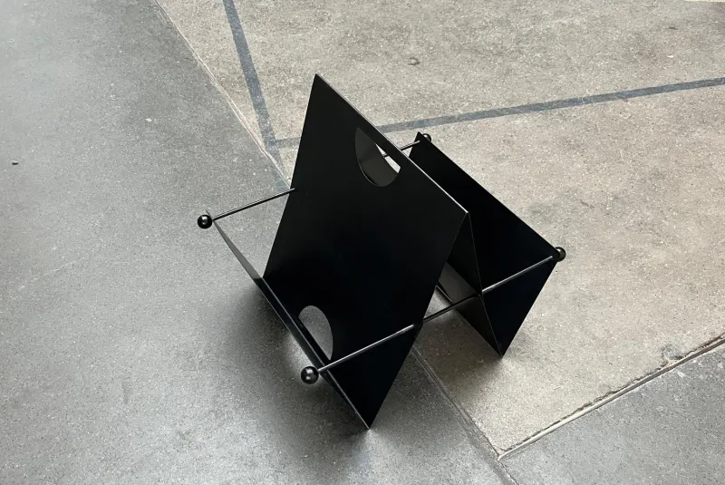 Online Pamono Postmodern Italian Metal Magazine Rack Holder, 1980s