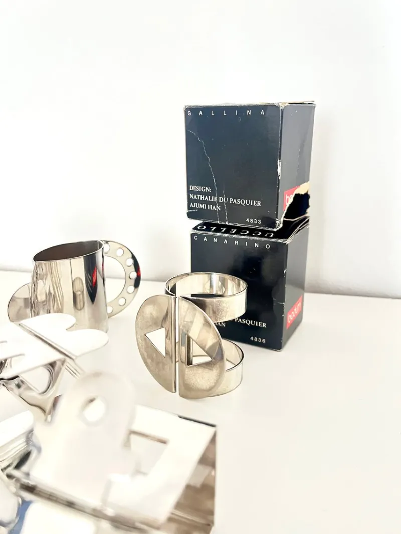 Pamono Postmodern Napkin Rings in Stainless Steel by Nathalie du Pasquier for Bodum, 1990s, Set of 6> Serving Dishes