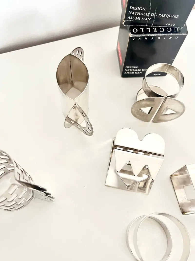 Pamono Postmodern Napkin Rings in Stainless Steel by Nathalie du Pasquier for Bodum, 1990s, Set of 6> Serving Dishes