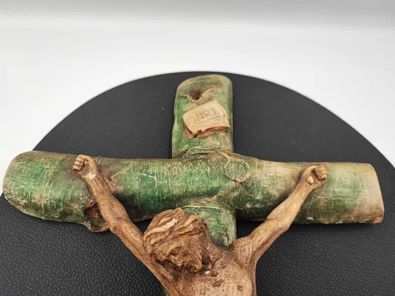 Pamono Pre-War Hanging Cross in Plaster, 1920s> Art Deco