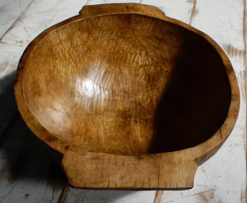 Pamono Primitive Hand Carved Oak Bowl, 1900s> Bowls