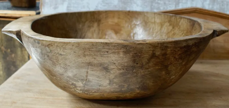 Pamono Primitive Hand Carved Oak Bowl, 1900s> Bowls