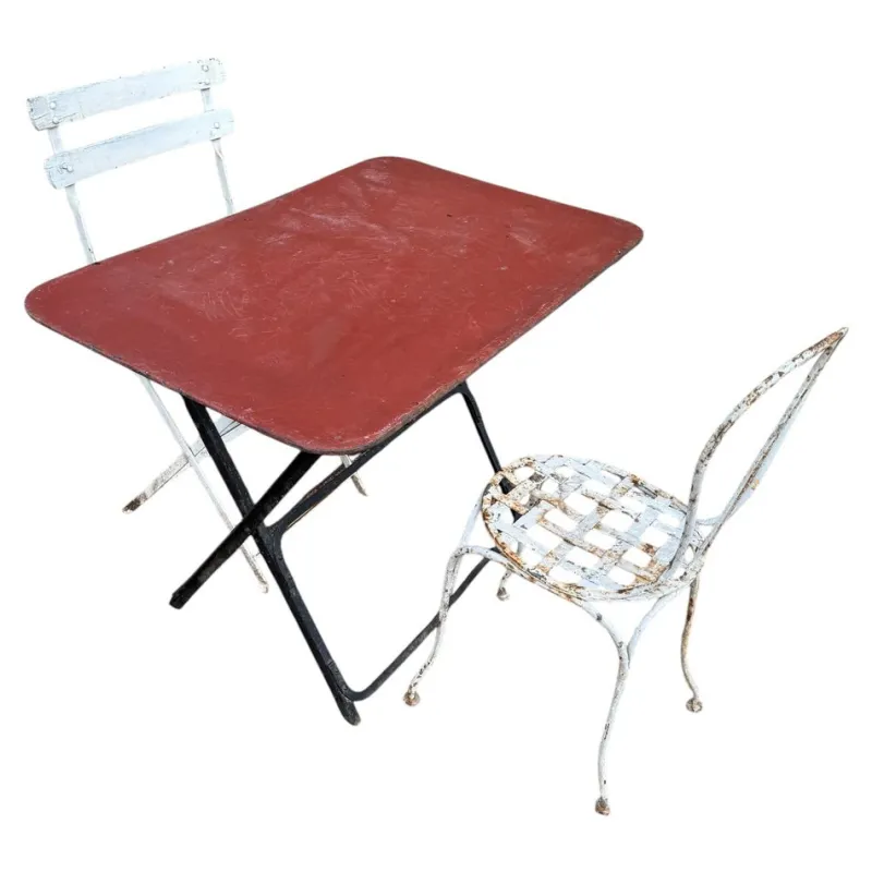 Hot Pamono Provencal Folding Iron Garden Table, 1900s