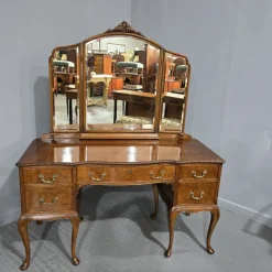 Discount Pamono Queen Anne Burr Walnut Dressing Table, 1920