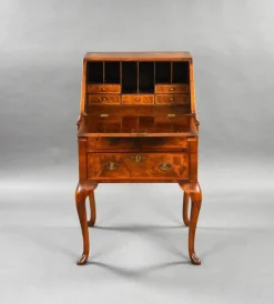 Best Pamono Queen Anne Walnut Bureau, 1930s