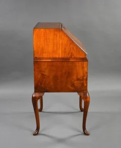 Best Pamono Queen Anne Walnut Bureau, 1930s