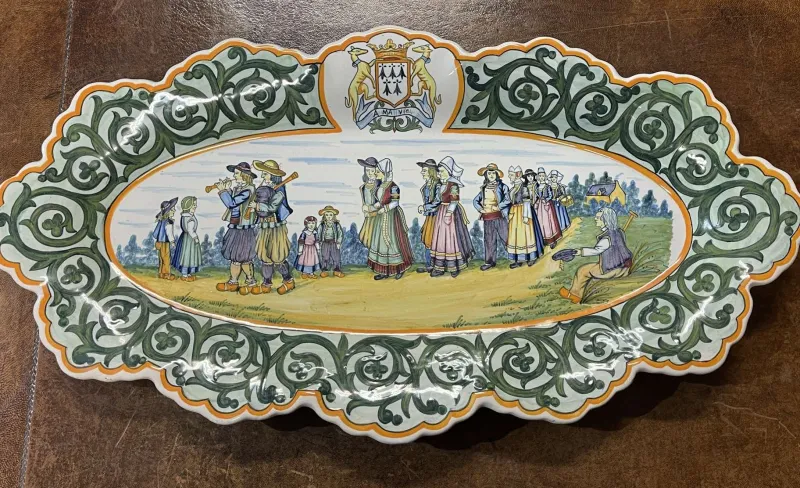 Pamono Quimper Earthenware Dish> Dinnerware Accessories