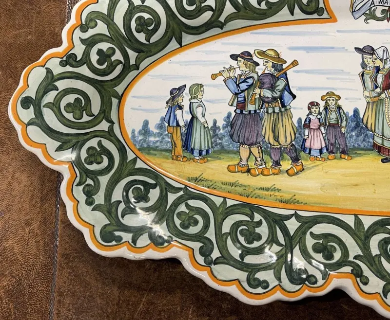 Pamono Quimper Earthenware Dish> Dinnerware Accessories