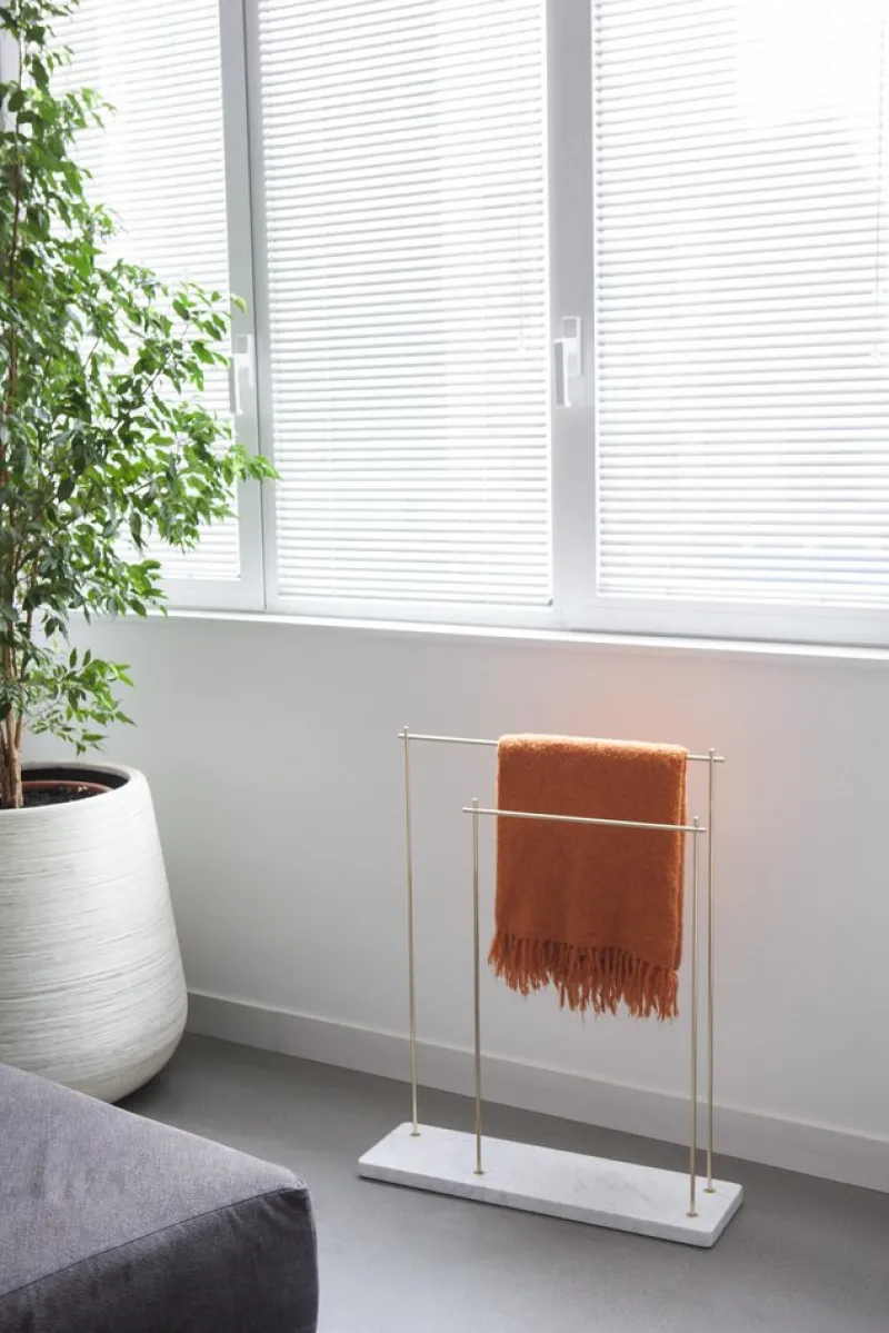 Pamono Rack by Josep Vila Capdevila for Aparentment> Racks, Hooks & Valets