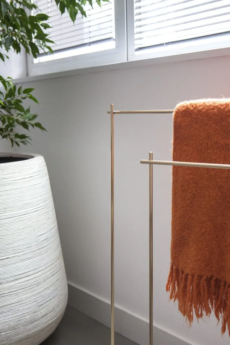 Pamono Rack by Josep Vila Capdevila for Aparentment> Racks, Hooks & Valets