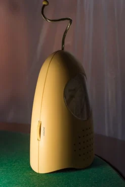 Clearance Pamono Radio from Guzzini, Italy, 1980s