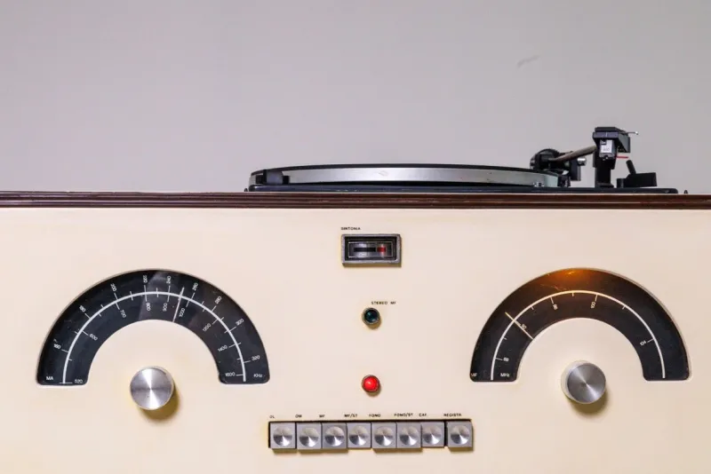 Hot Pamono Radio Phonograph Brionvega RR 126 Audio by Achille Castiglioni for Brionvega, 1980s