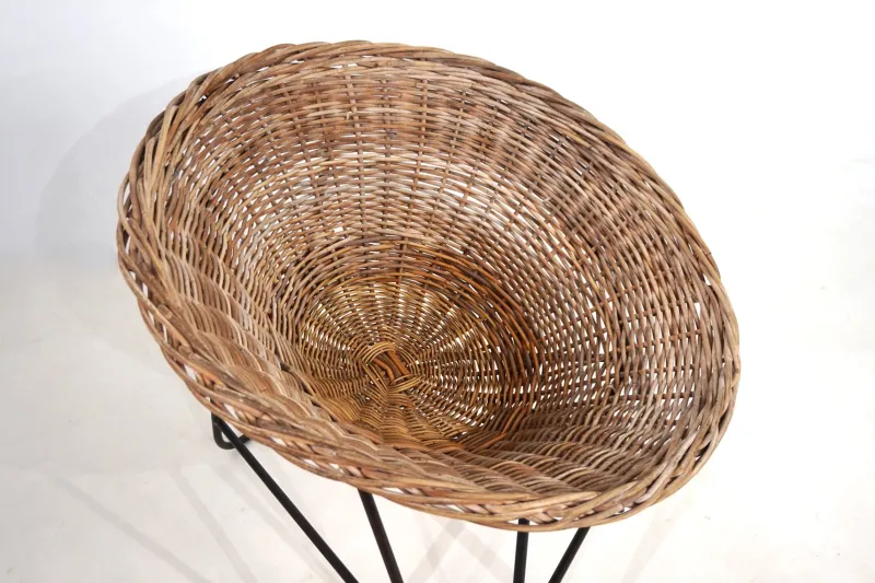Pamono Rattan Basket Pod Lounge Chair, 1960> Garden Seating