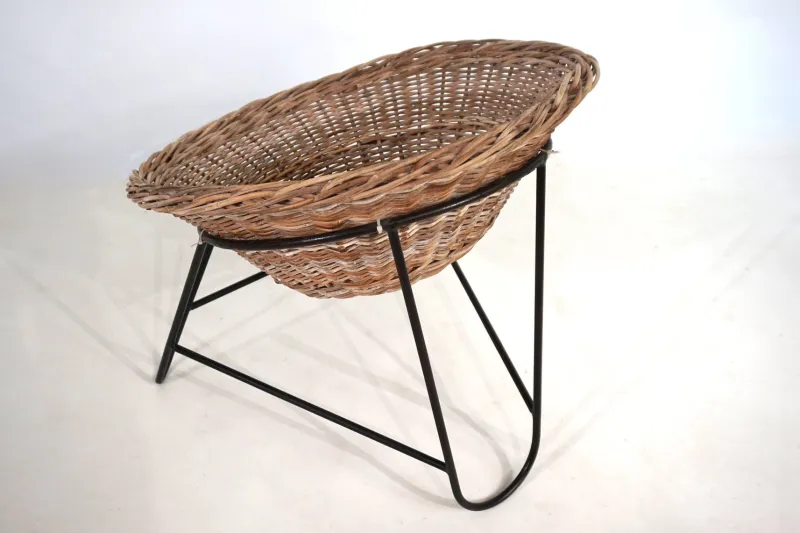 Pamono Rattan Basket Pod Lounge Chair, 1960> Garden Seating