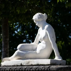 Pamono Reclining Female Nude in Marble, Early 20th Century, Marble> Art Nouveau|Sculpture