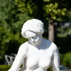 Pamono Reclining Female Nude in Marble, Early 20th Century, Marble> Art Nouveau|Sculpture