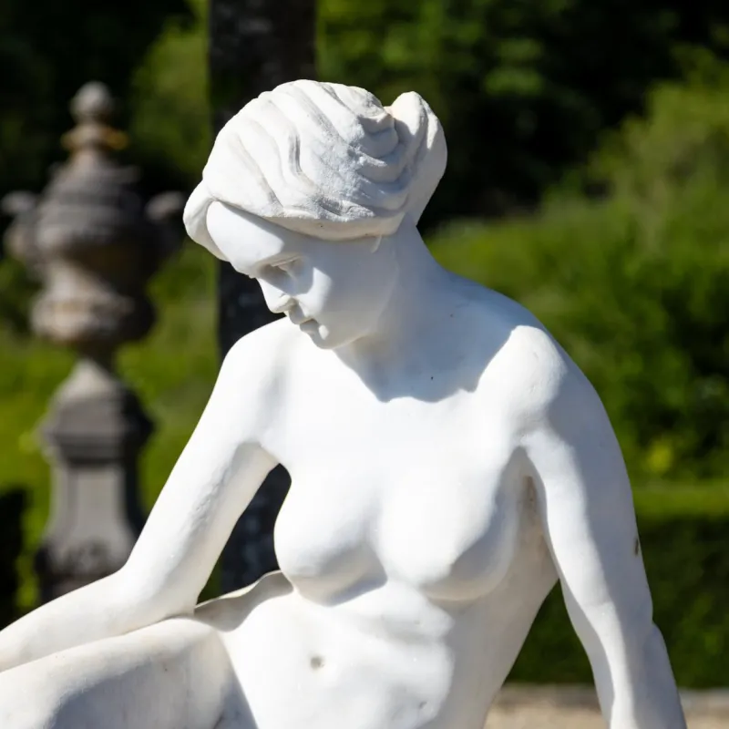 Pamono Reclining Female Nude in Marble, Early 20th Century, Marble> Art Nouveau|Sculpture
