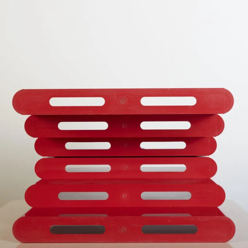 Pamono Red Magazine Rack by Giotto Stoppino for Kartell, 1970s> Magazine Racks