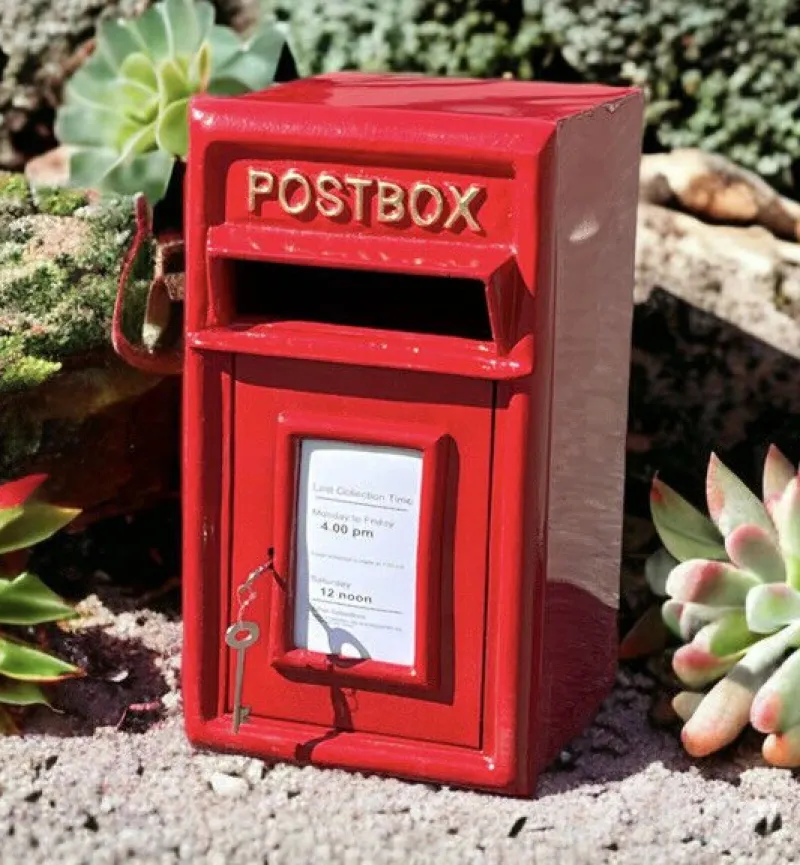 Pamono Red Post Box with 2 Keys in Cast Iron & Steel> Garden Accessories