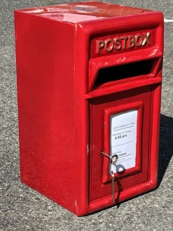 Pamono Red Post Box with 2 Keys in Cast Iron & Steel><noscript><img width=