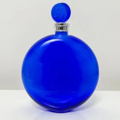 Pamono René Lalique Art Deco Cobalt Blue Perfume Bottle for Worth Dans La Nuit, 1930><noscript><img width=