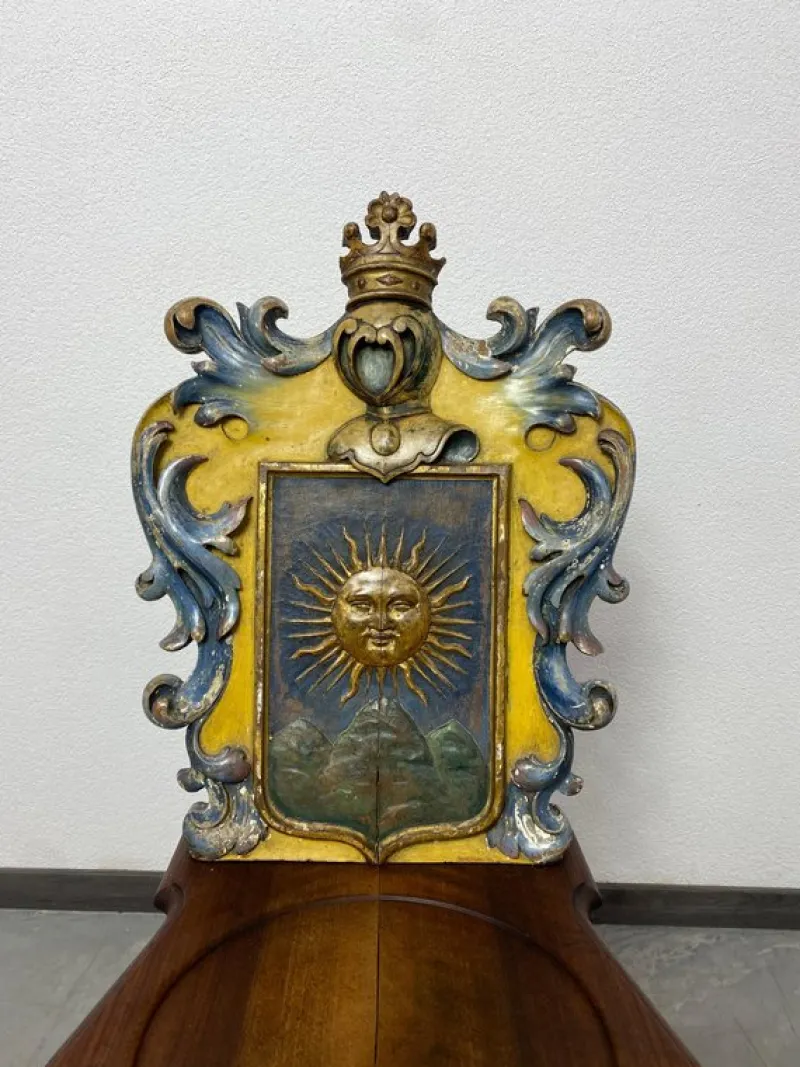 Pamono Renaissance Chair with Heraldic Emblems of the Szontágh de Igló et Zabar Family> Side Chairs & Dining Chairs