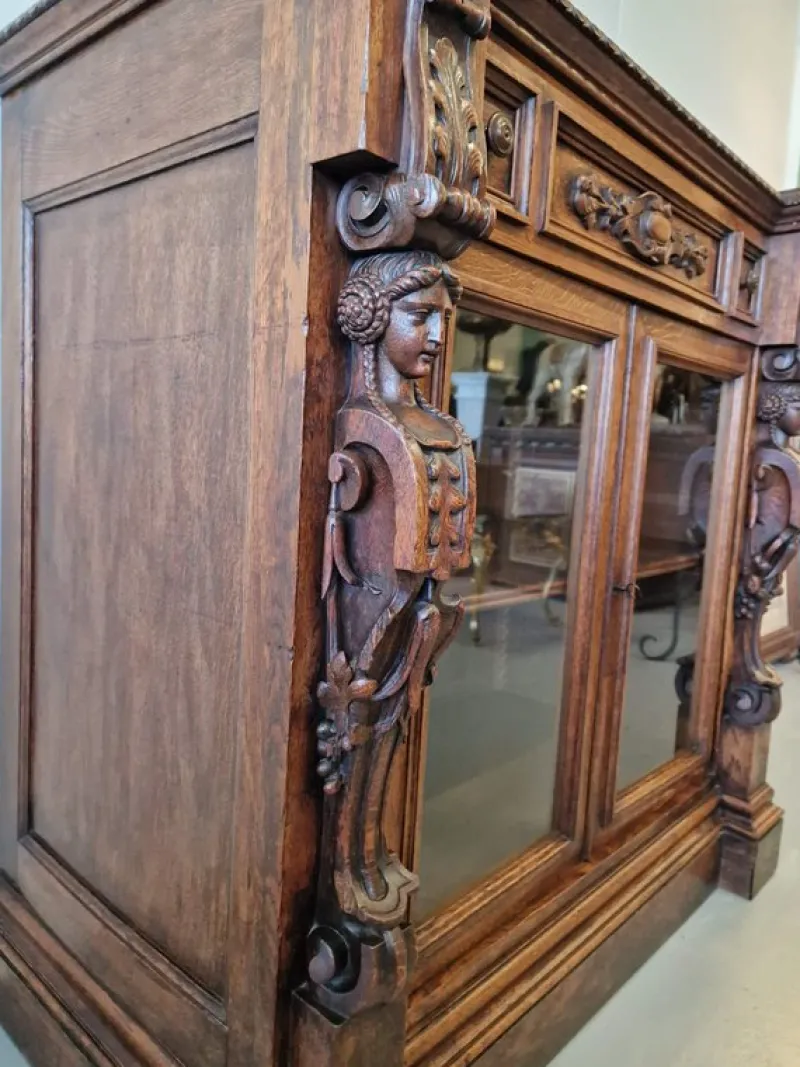Clearance Pamono Renaissance Style Display Cabinet in Oak