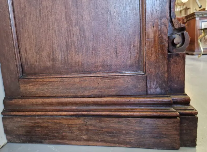 Clearance Pamono Renaissance Style Display Cabinet in Oak