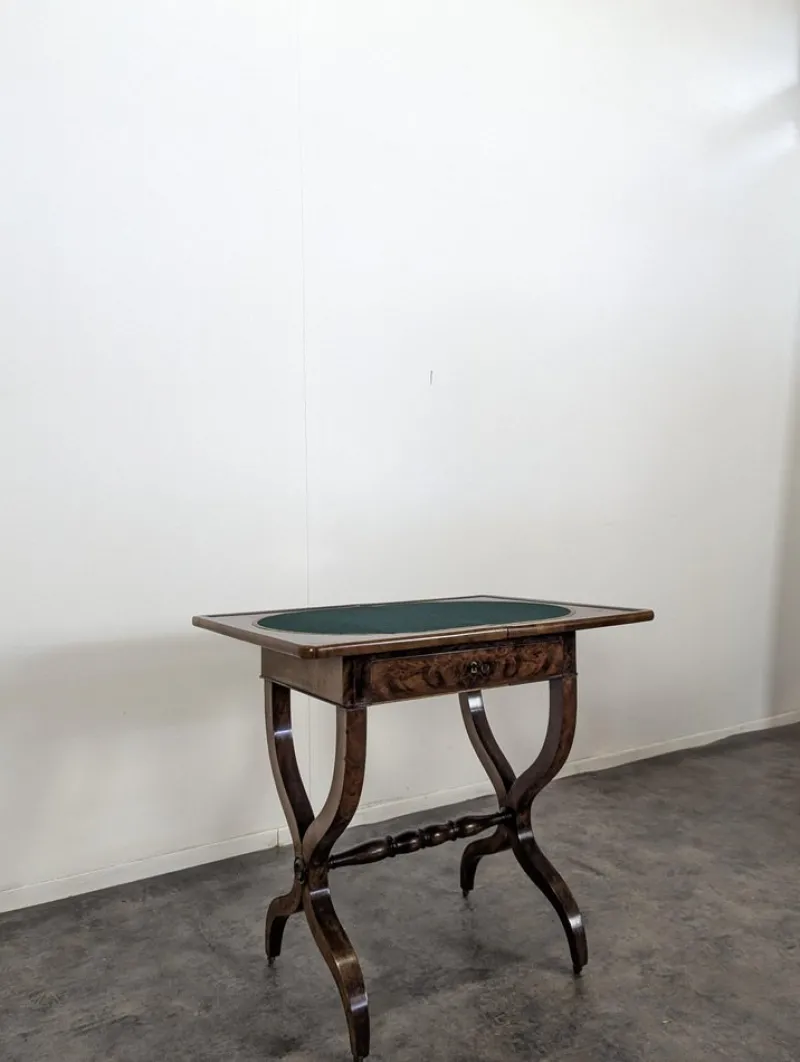 Clearance Pamono Restoration Game Table in Flamed Mahogany