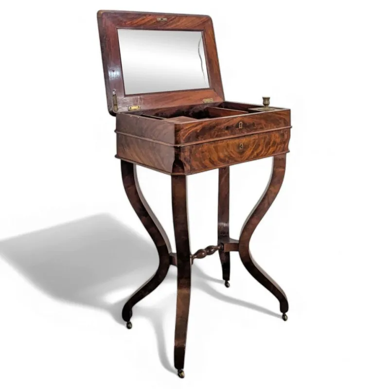 Pamono Restoration Period Worker in Flamed Mahogany> Worktables & Workbenches