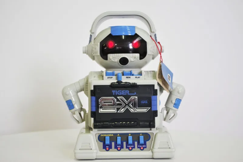 Pamono Robot Cassette Recorder from Tiger Electronics, 1990s> Electronics