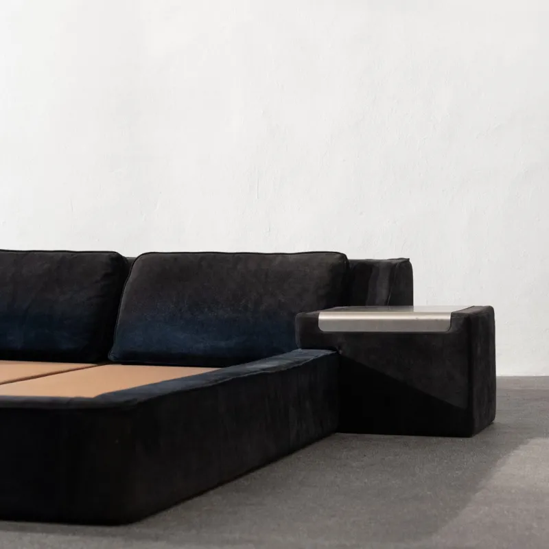 Pamono Roche Bobois Suede Bed Frame, 1970s> Daybeds & Chaises Lounges
