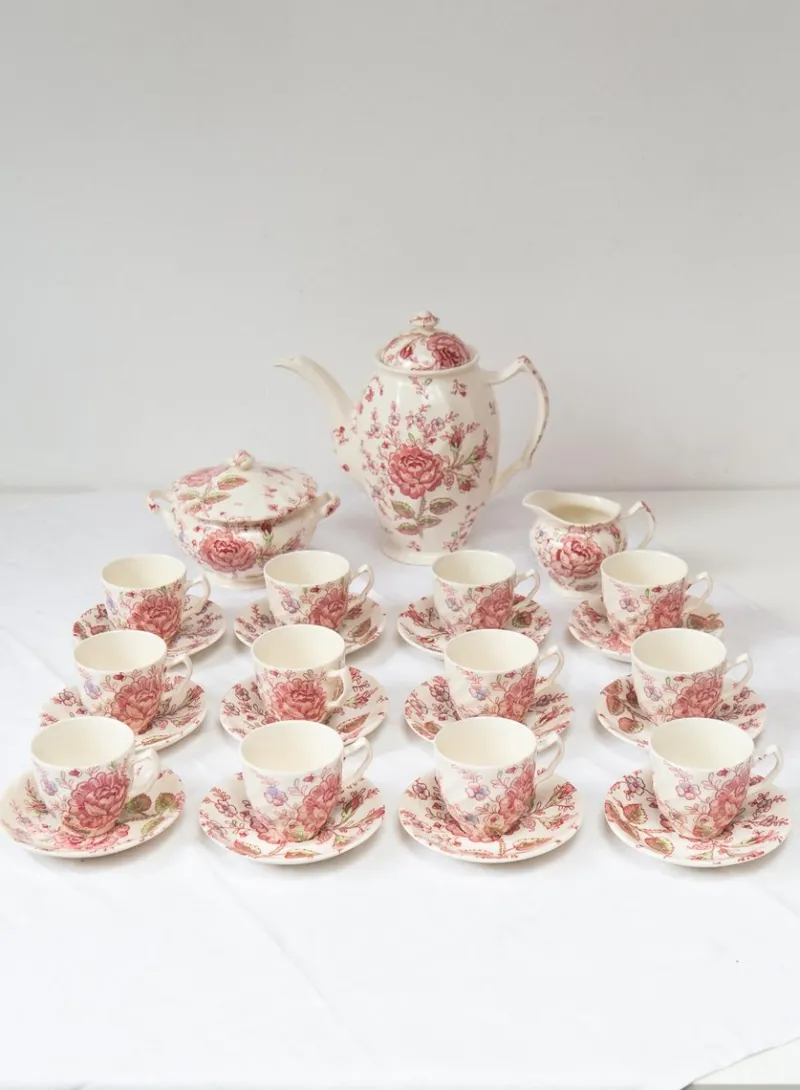 Pamono Rose Chintz English Coffee Service from Johnson Bros, 1980s, Set of 27> Coffee & Tea Service
