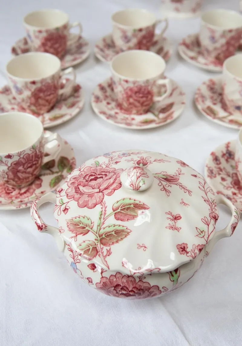 Pamono Rose Chintz English Coffee Service from Johnson Bros, 1980s, Set of 27> Coffee & Tea Service