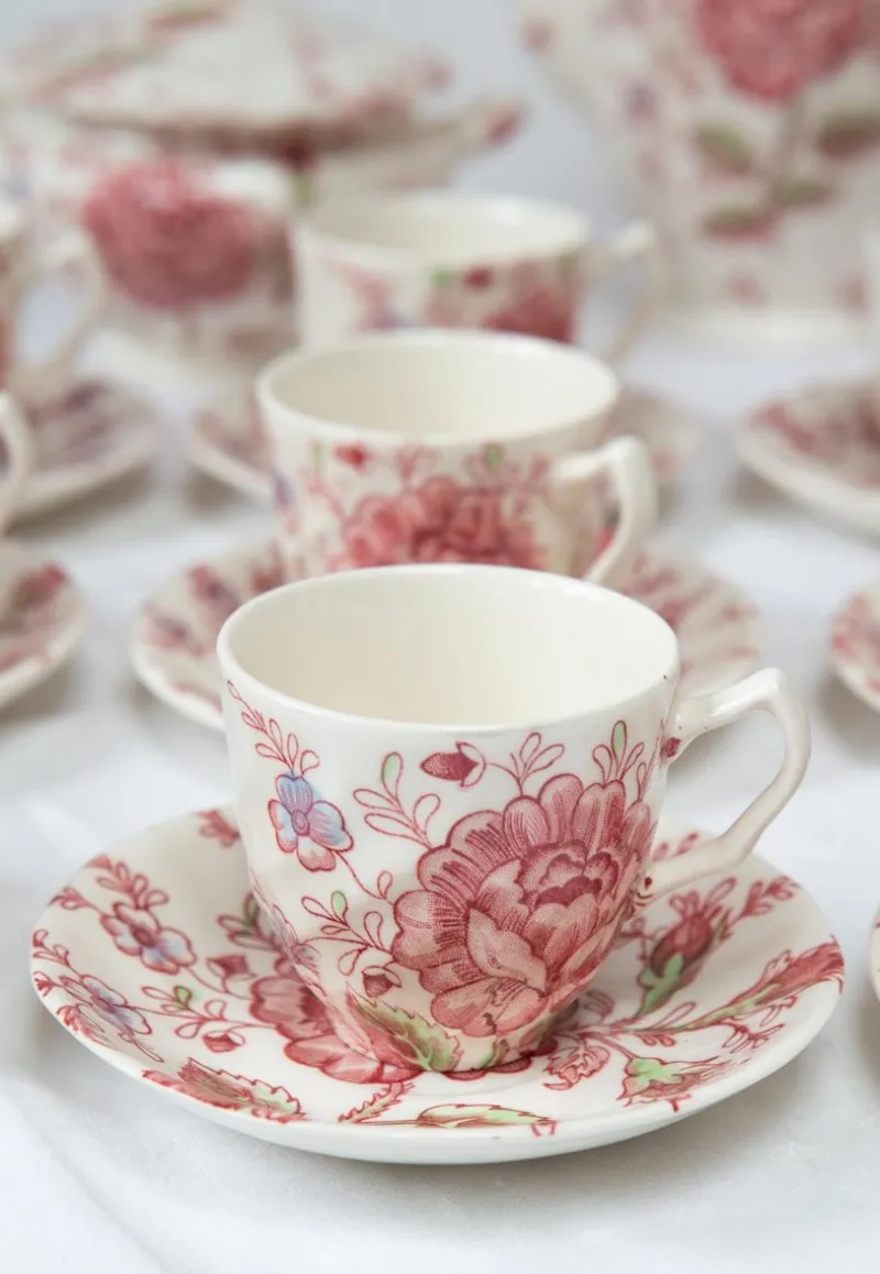 Pamono Rose Chintz English Coffee Service from Johnson Bros, 1980s, Set of 27> Coffee & Tea Service