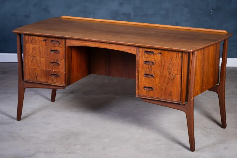 Hot Pamono Rosewood Desk by Svend Åge Madsen for H.P. Hansen, 1960s