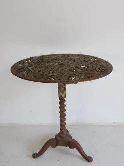 Clearance Pamono Round Cast Iron Table, 1890s