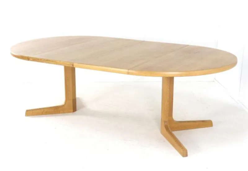 Pamono Round Extendable Oak Nordenskov Dining Table> Dining Tables & Sets