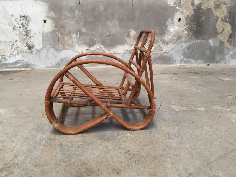 Pamono Round French Bamboo & Rattan Pretzel-Shaped Lounge Chair, 1950s> Garden Seating