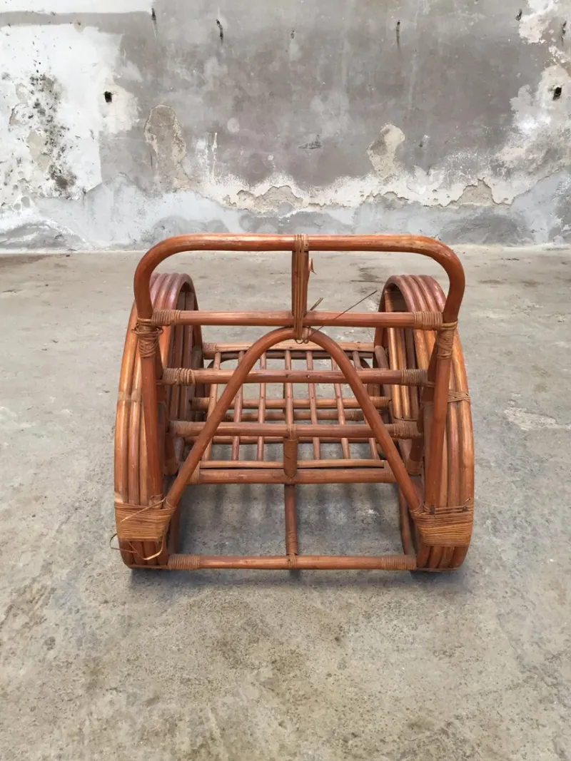 Pamono Round French Bamboo & Rattan Pretzel-Shaped Lounge Chair, 1950s> Garden Seating