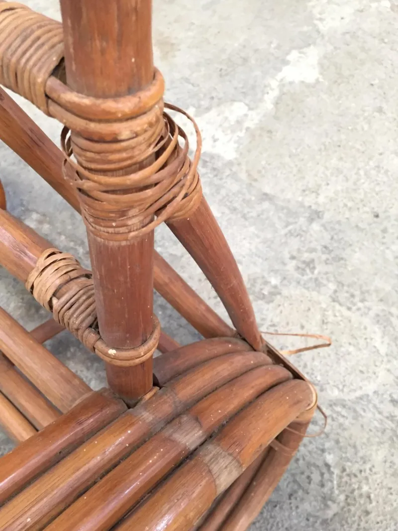 Pamono Round French Bamboo & Rattan Pretzel-Shaped Lounge Chair, 1950s> Garden Seating