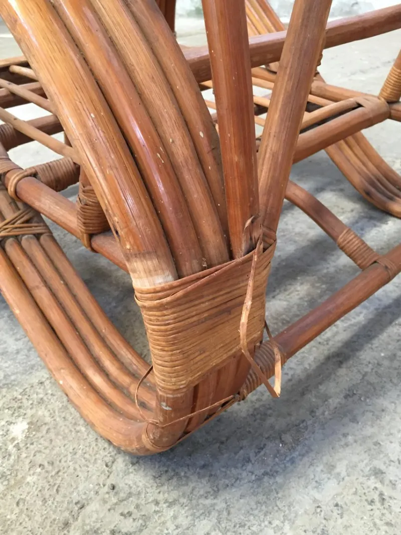 Pamono Round French Bamboo & Rattan Pretzel-Shaped Lounge Chair, 1950s> Garden Seating