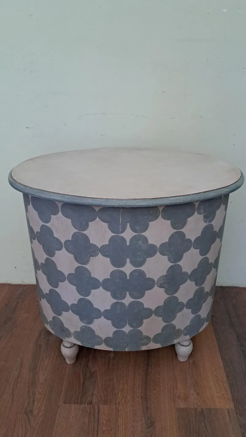 Pamono Rounded Lacquered Side Cabinet> Nightstands