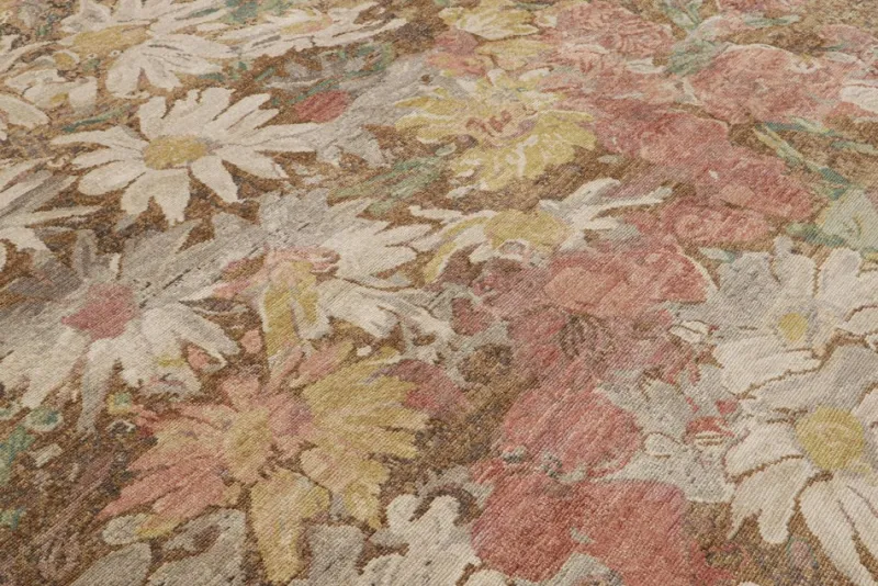 Pamono Rug in Brown with Floral Patterns from R&K Principal Jahanshah Nazmiyal> Carpets & Textiles|Carpets & Textiles