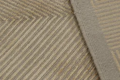 Outlet Pamono Rug in Geometric Patterns from R&K Principal Jahanshah Nazmiyal